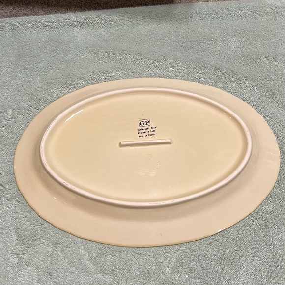Beautiful platter by GP zero flaws noted. - Picture 3 of 3